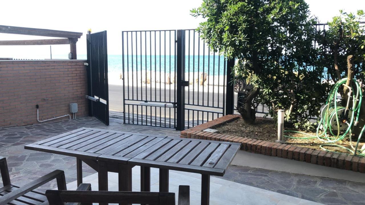 Beach Appartament Marina di Montemarciano Extérieur photo